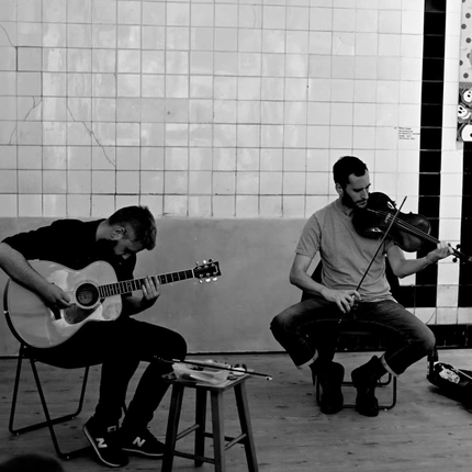 Benedict Taylor + Paweł Doskocz l 18.10 l Młodsza Siostra